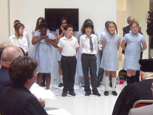 The superb Simon Marks Jewish Primary School Choir.
